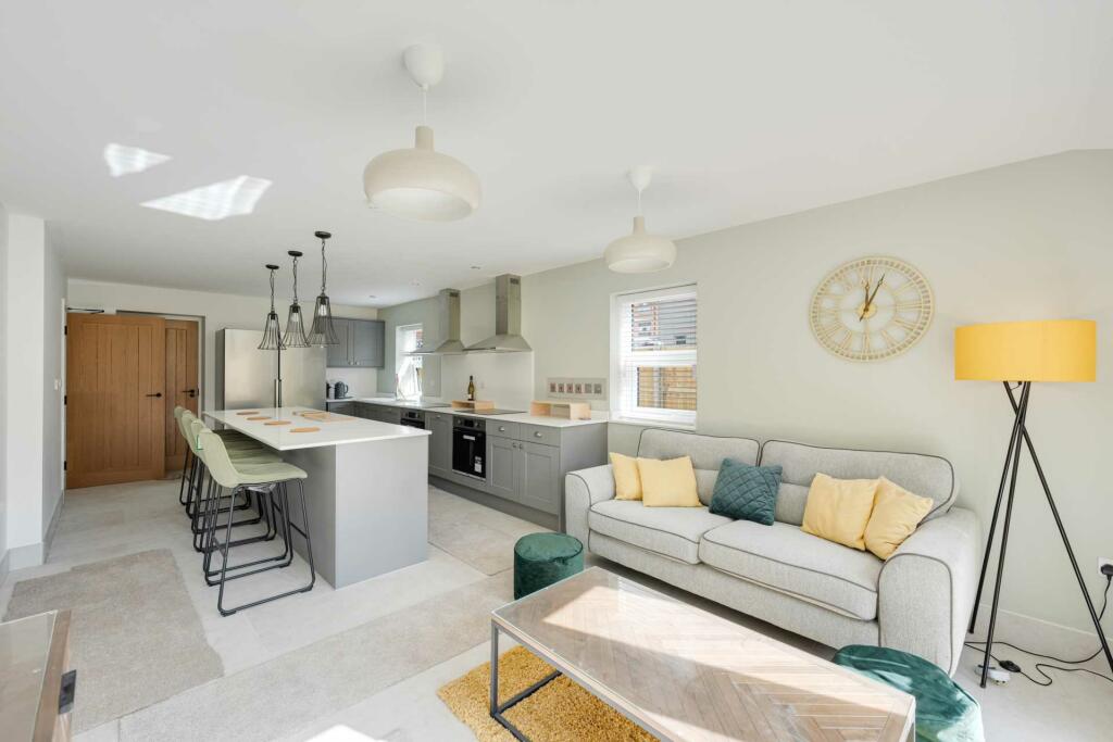 Additional property image - Southmead Road, Filton