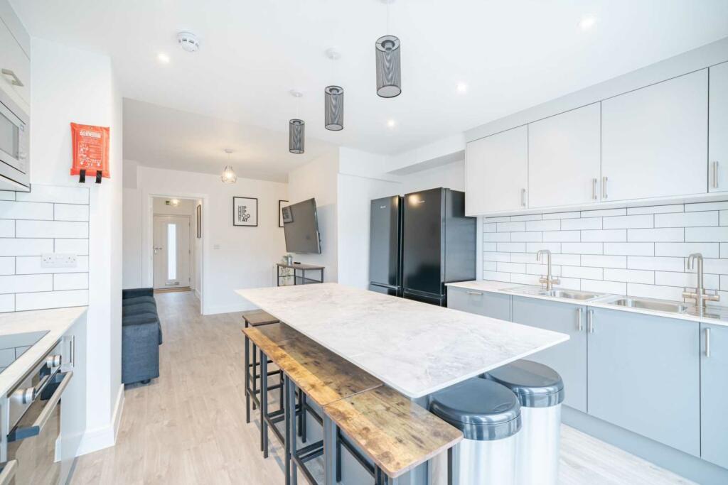 Additional property image - Conygre Grove, Filton