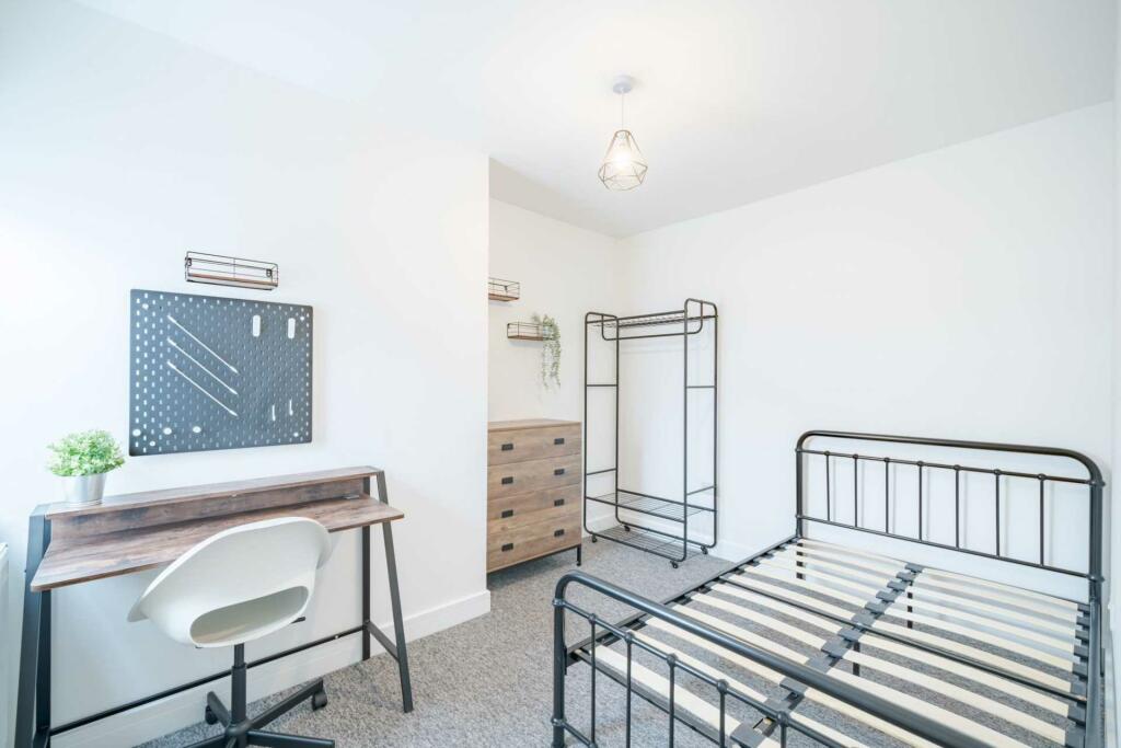 Additional property image - Conygre Grove, Filton