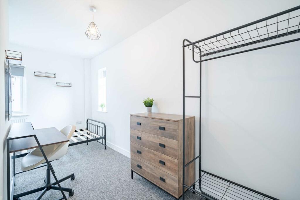 Additional property image - Conygre Grove, Filton