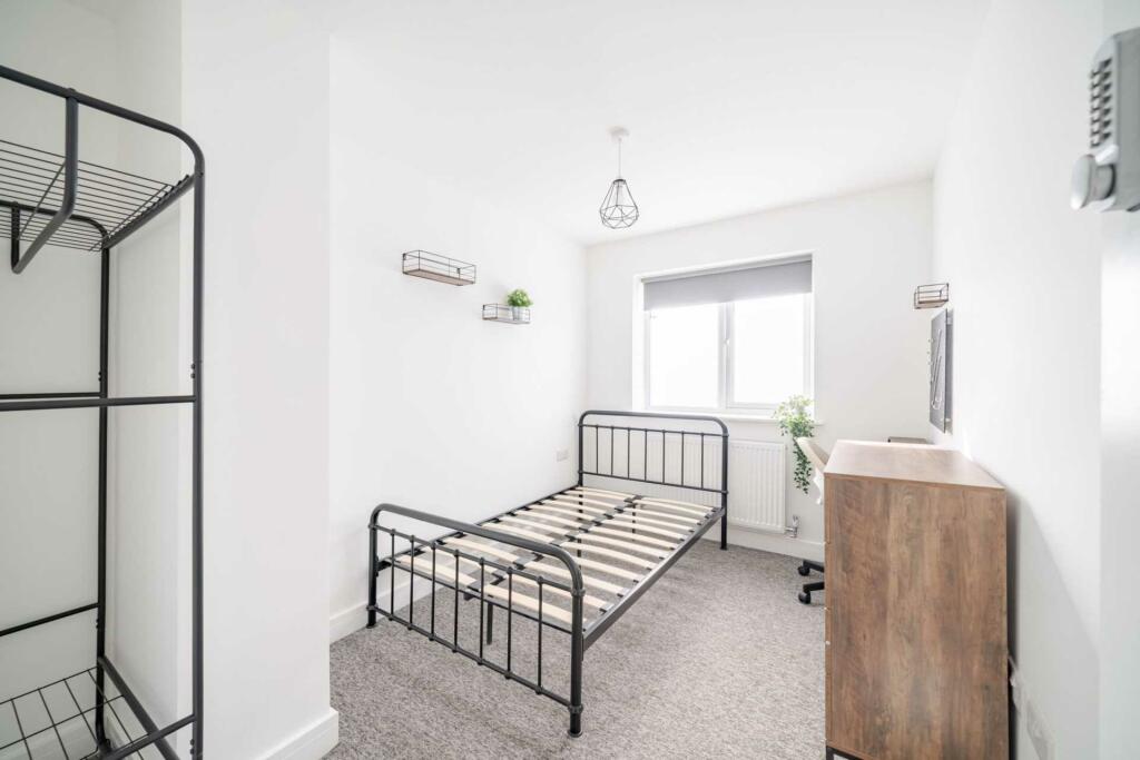 Additional property image - Conygre Grove, Filton
