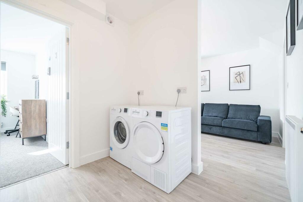 Additional property image - Conygre Grove, Filton