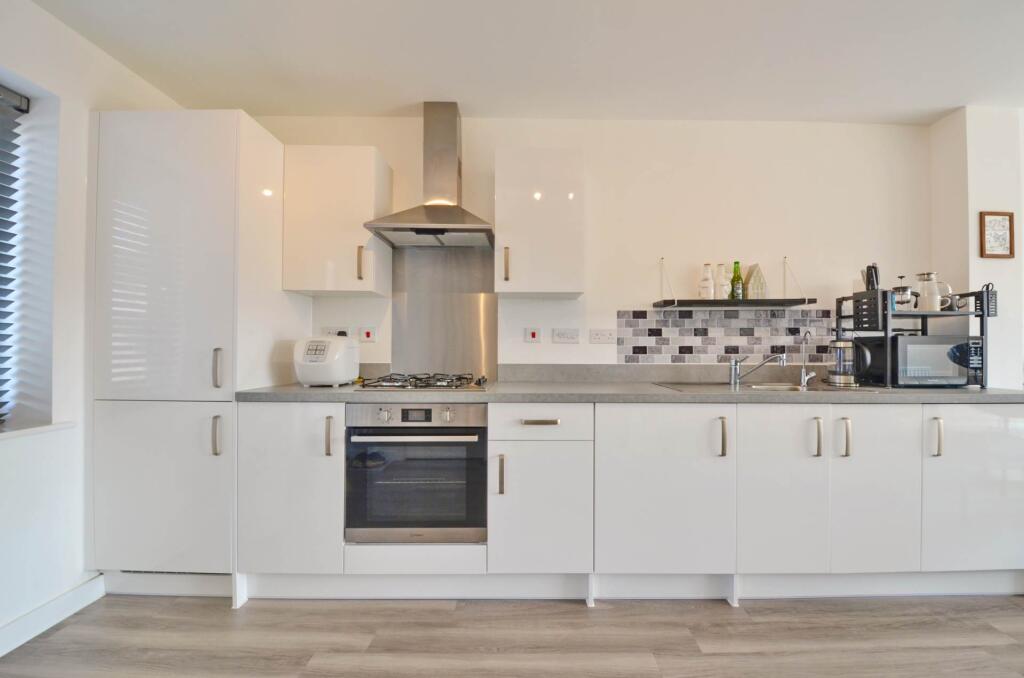 Additional property image - Shrub Leaze, Brooklands Park, Stoke Gifford