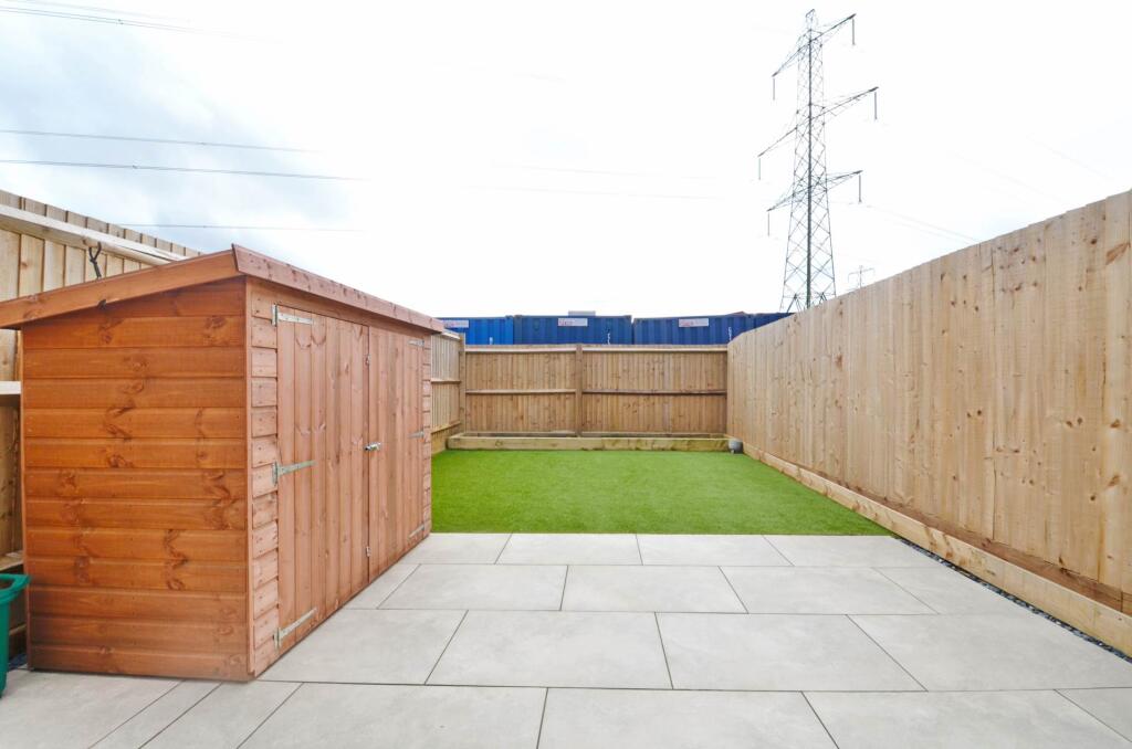 Additional property image - Shrub Leaze, Brooklands Park, Stoke Gifford