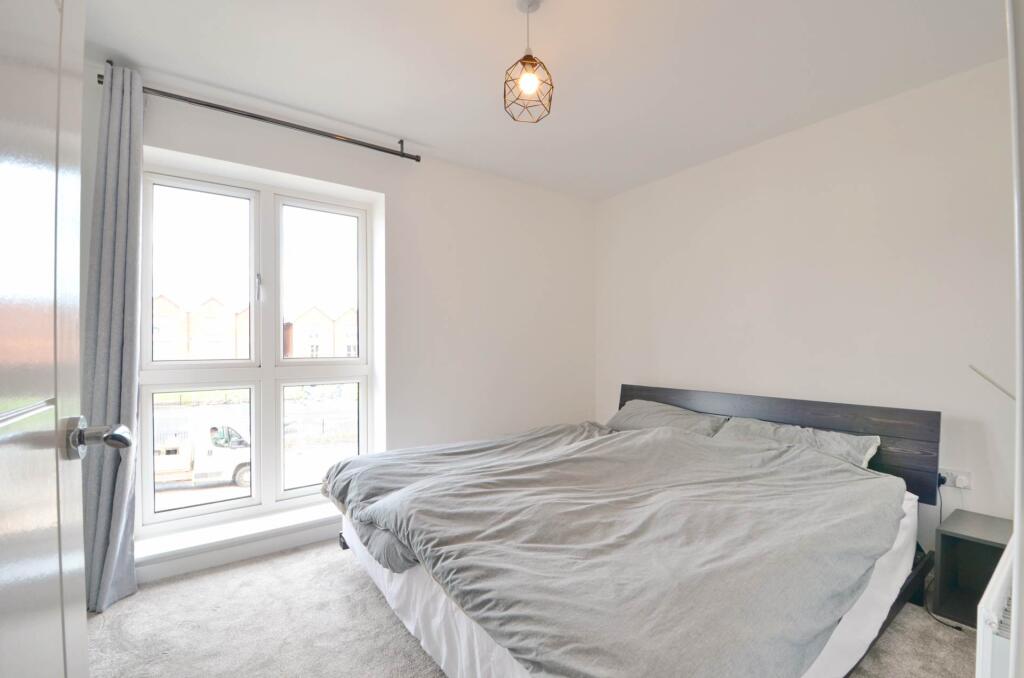 Additional property image - Shrub Leaze, Brooklands Park, Stoke Gifford