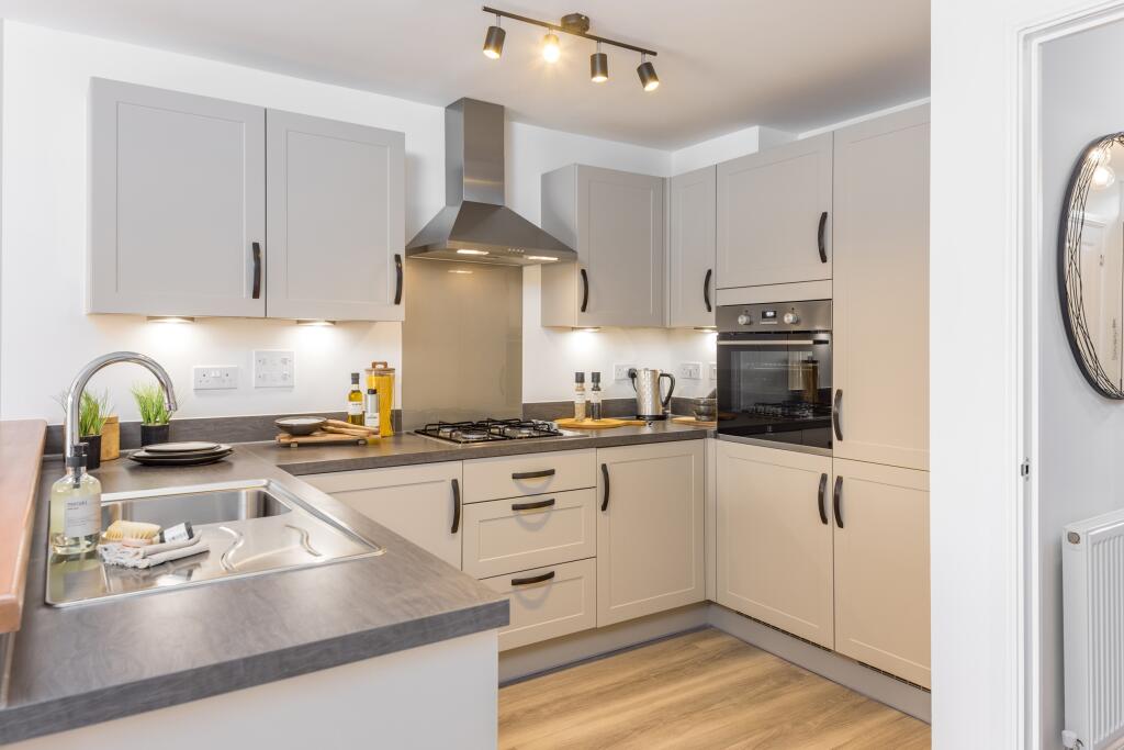 Main image of property: Upper Lighthorne, Banbury Road, WARWICK, WARWICKSHIRE, CV33 8AH