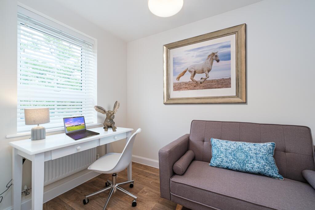 Additional property image - Upper Lighthorne, Leamington Spa, Warwickshire, 
CV33 8AH