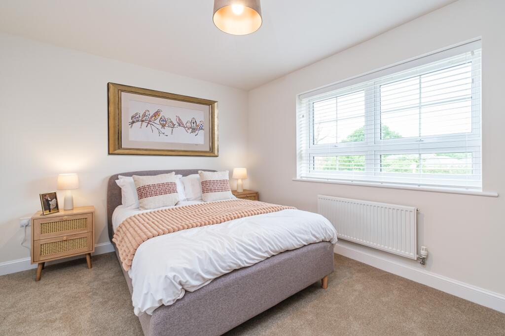 Additional property image - Upper Lighthorne, Leamington Spa, Warwickshire, 
CV33 8AH