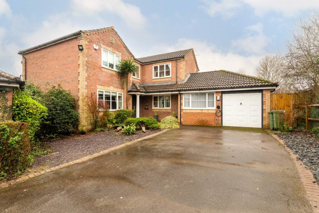 5 bedroom house for sale in Stag Close, Henfield, BN5