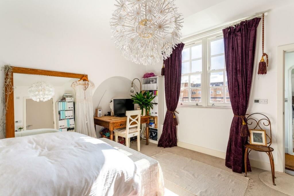 Additional property image - Victoria Terrace, Hove