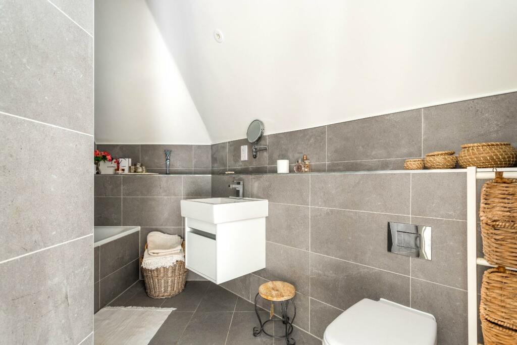 Additional property image - Victoria Terrace, Hove