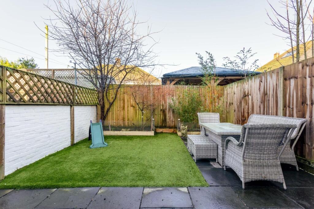 Additional property image - Beech Close, Portslade, Brighton