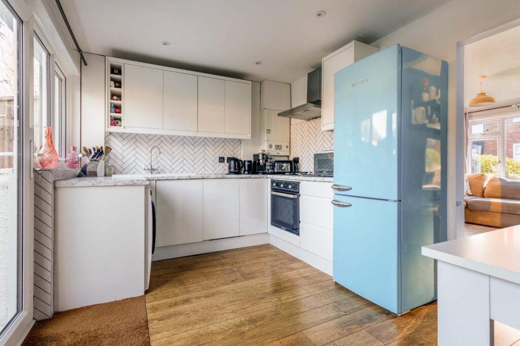 Additional property image - Beech Close, Portslade, Brighton