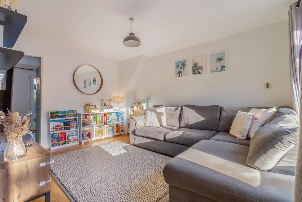 Additional property image - Beech Close, Portslade, Brighton
