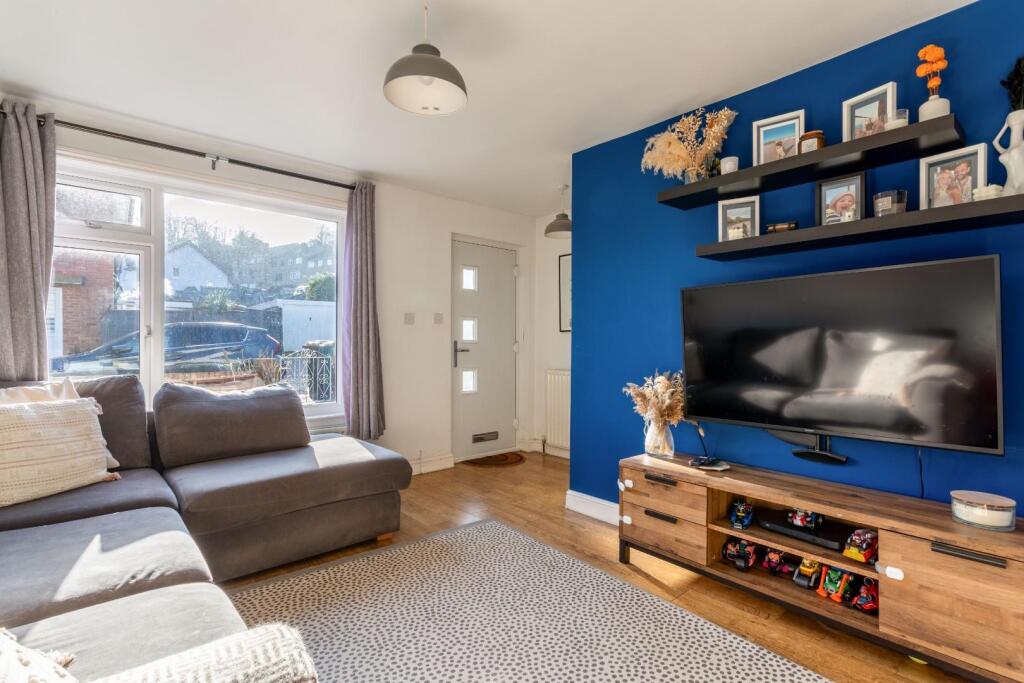 Additional property image - Beech Close, Portslade, Brighton
