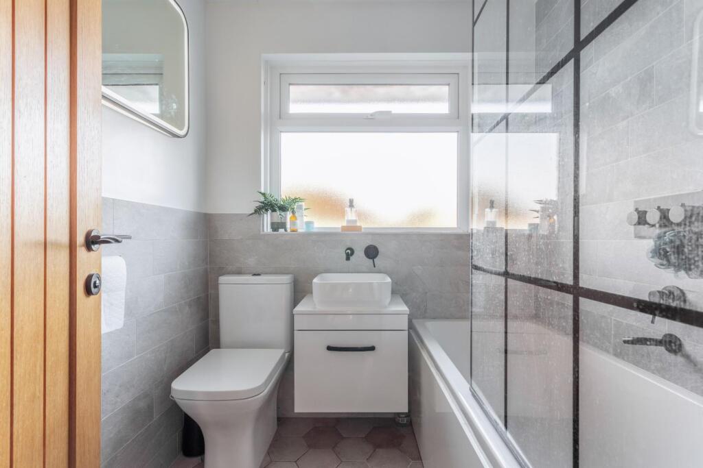 Additional property image - Beech Close, Portslade, Brighton