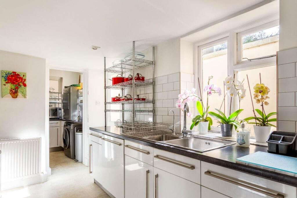 Additional property image - Lansdowne Place, Hove