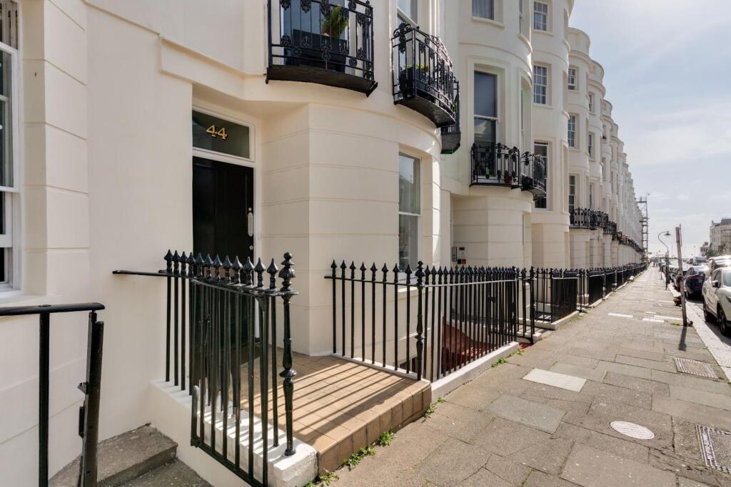 Additional property image - Lansdowne Place, Hove