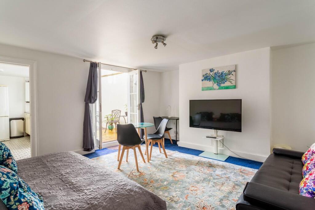 Additional property image - Lansdowne Place, Hove