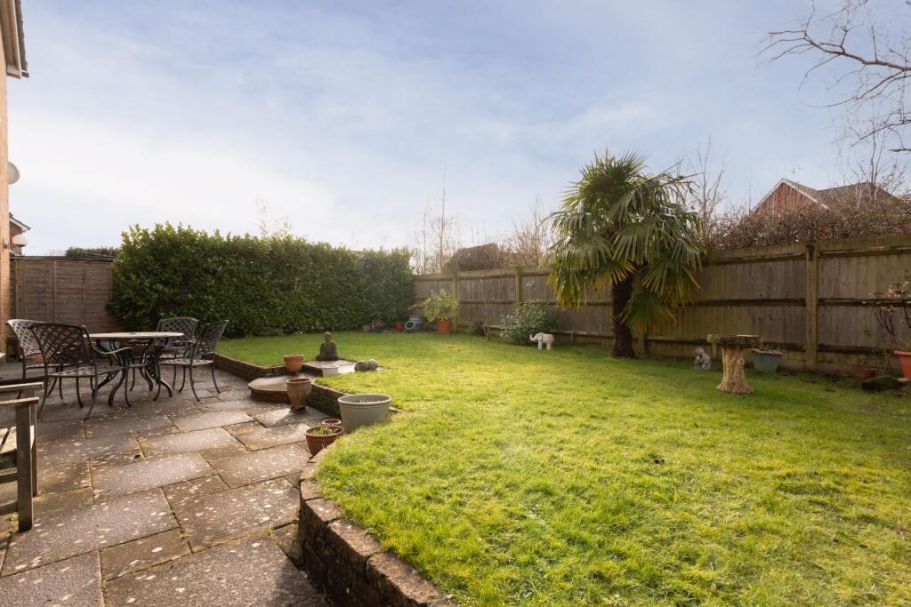 Additional property image - Fawn Rise, Henfield