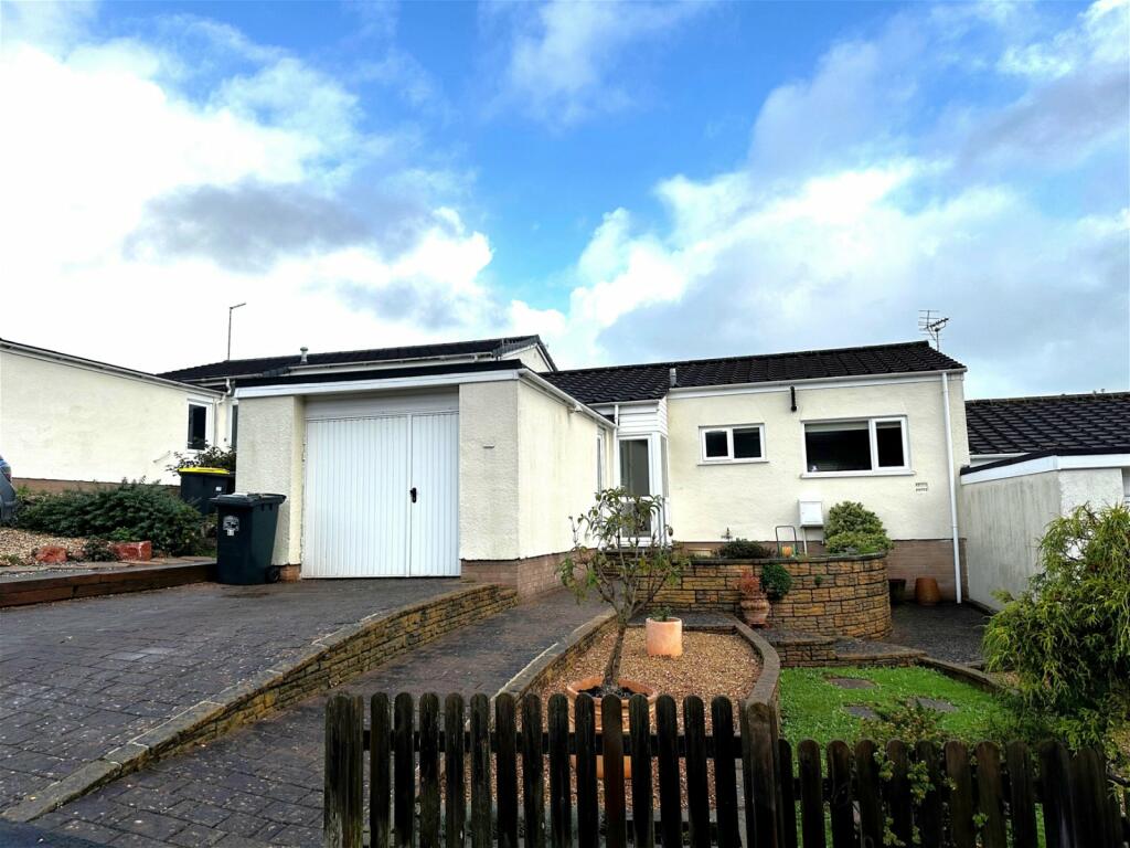 3 bedroom terraced bungalow for sale in Wilton Way, Abbotskerswell