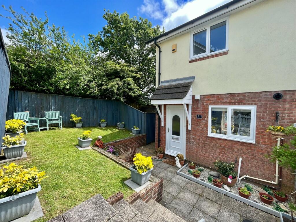 2 bedroom semidetached house for sale in Calvados Park, Kingsteignton