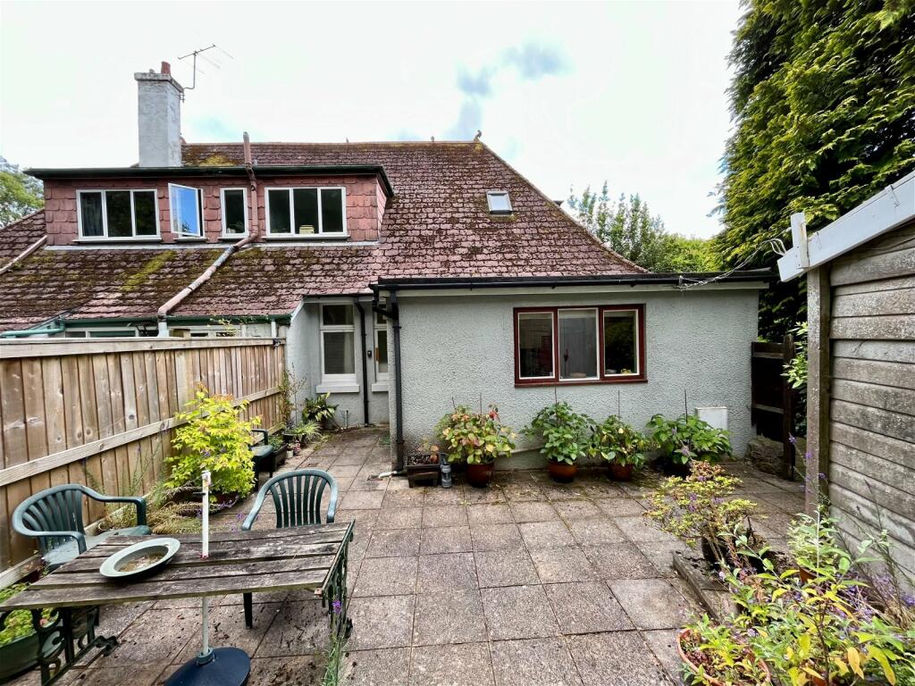 2 bedroom semidetached house for sale in Keyberry Park, Newton Abbot