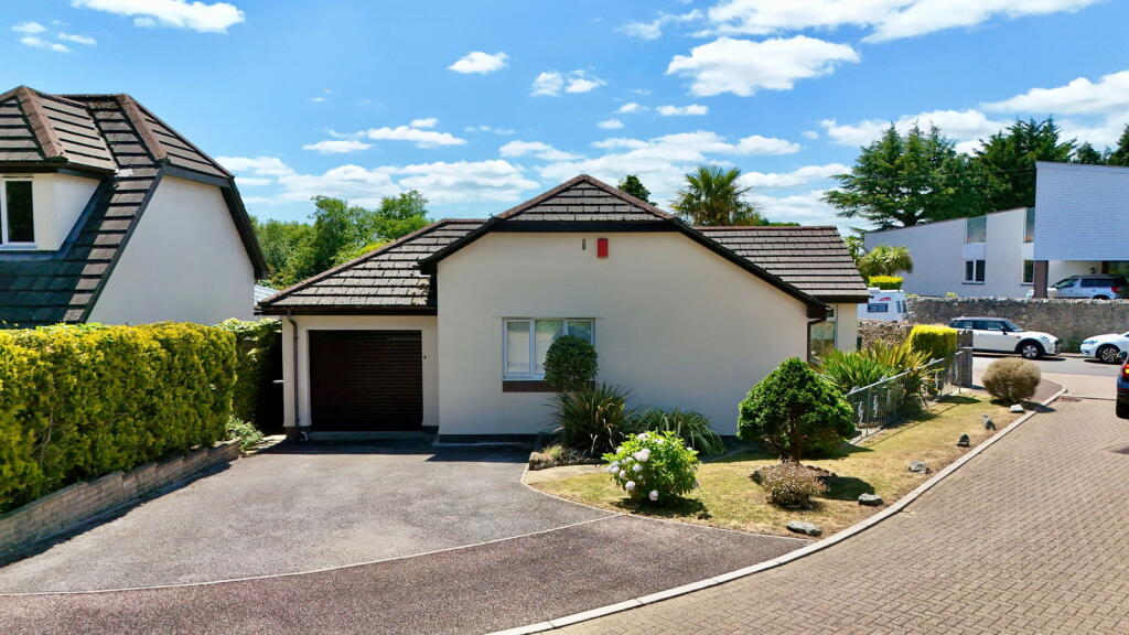 Main image of property: Wolborough Gardens, Newton Abbot, TQ12 1JD