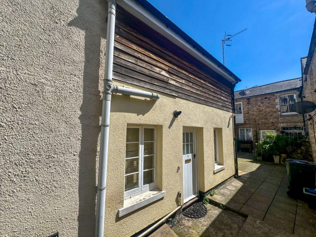 Main image of property: The Courtyard, Queen Street, Newton Abbot, TQ12 2EW