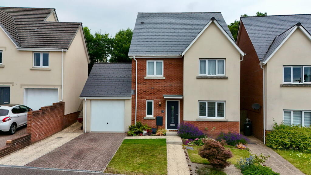 Main image of property: Pengelly Close, Kingsteignton, Newton Abbot, TQ12 3FZ
