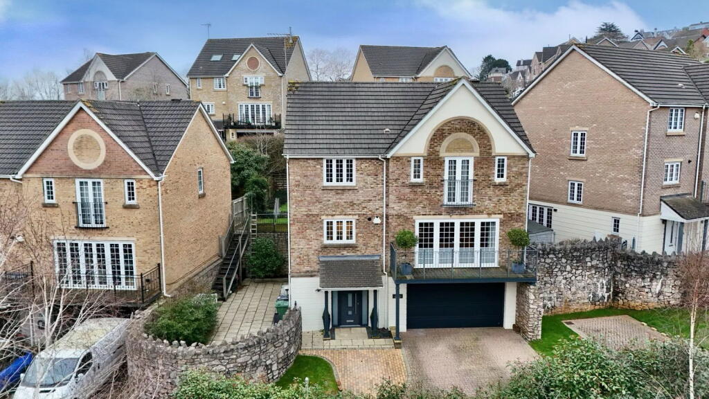 Main image of property: Victory Close, Newton Abbot, TQ12 2JJ