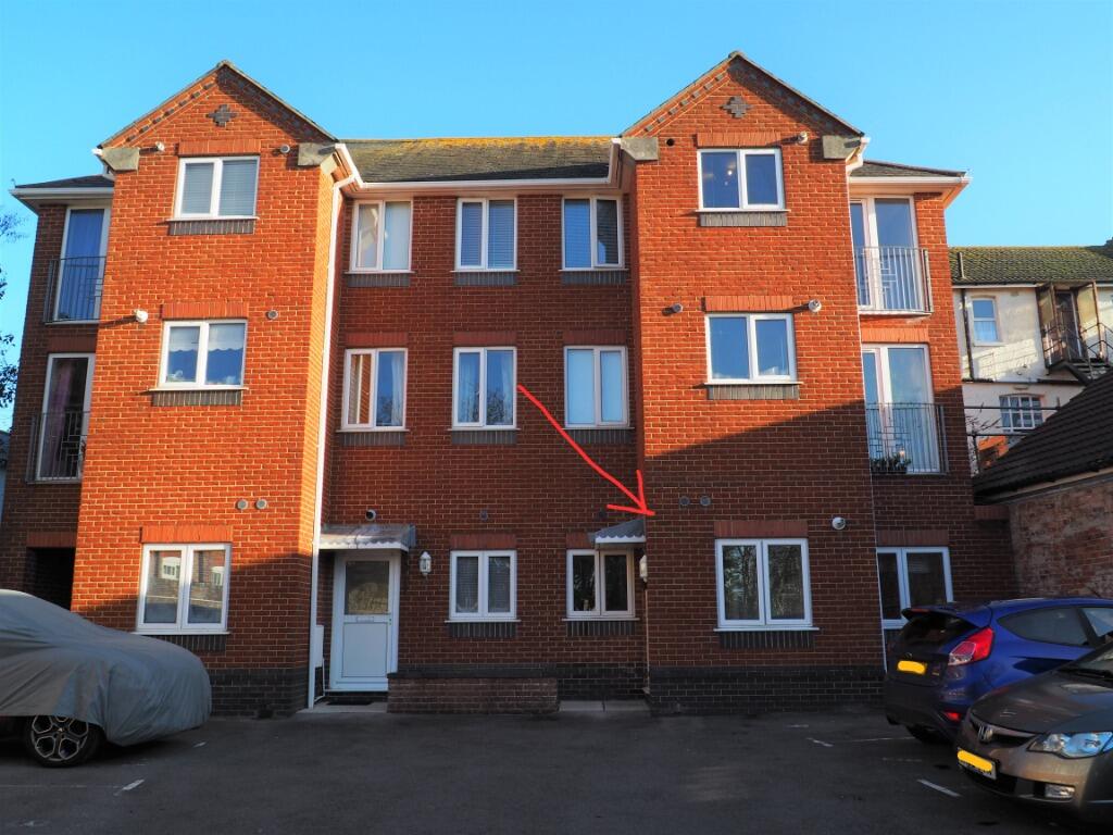 Main image of property: Bargates, Christchurch, BH23