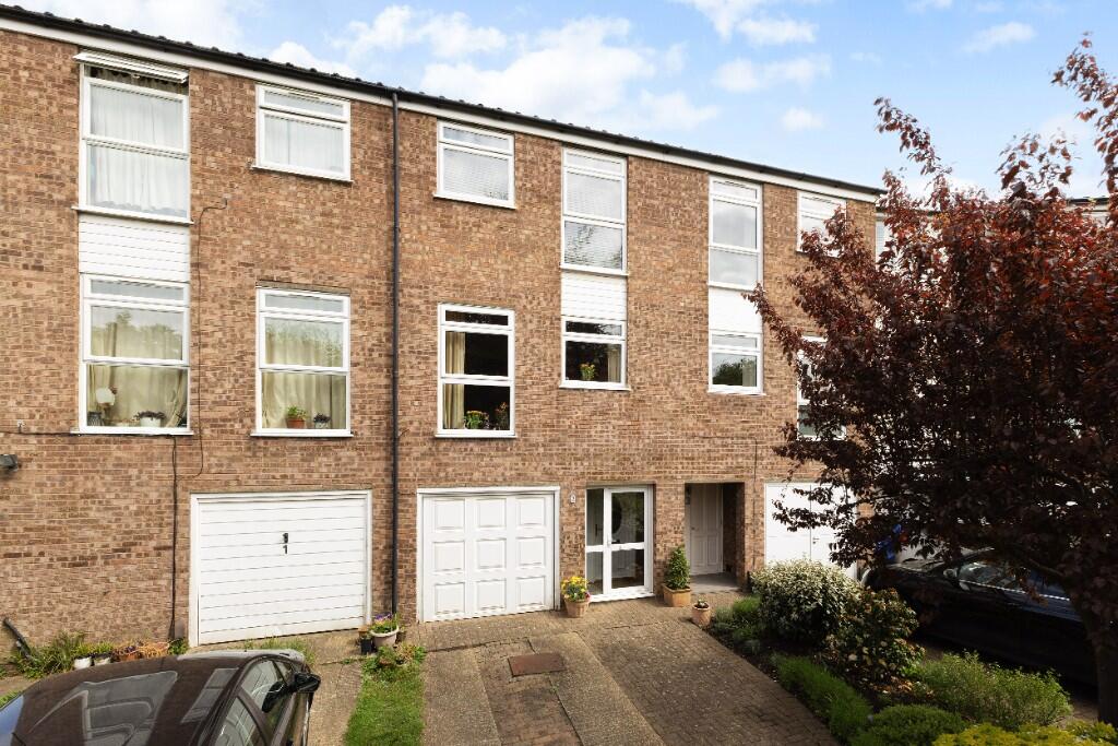 Main image of property: Vineyard Row, Hampton Wick, Kingston upon Thames KT1