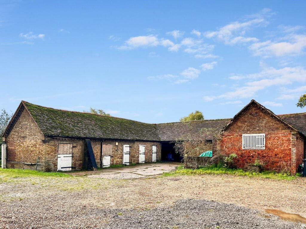 5 bedroom house for sale in Bury Farm, Hertingfordbury, Hertford, SG14