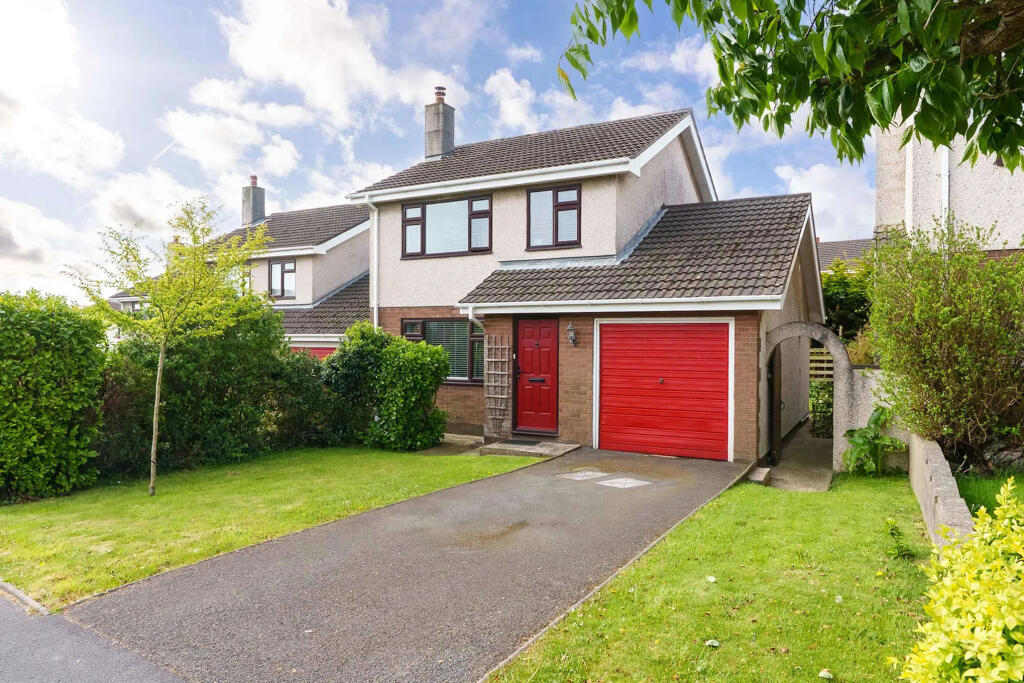 Main image of property: 27, Harcroft Avenue, Douglas