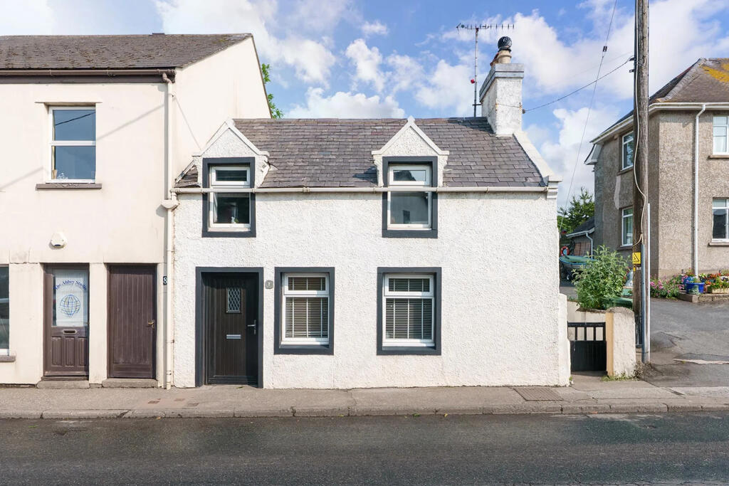 Main image of property: Thie Voirrey, 7 Douglas Road, Ballasalla