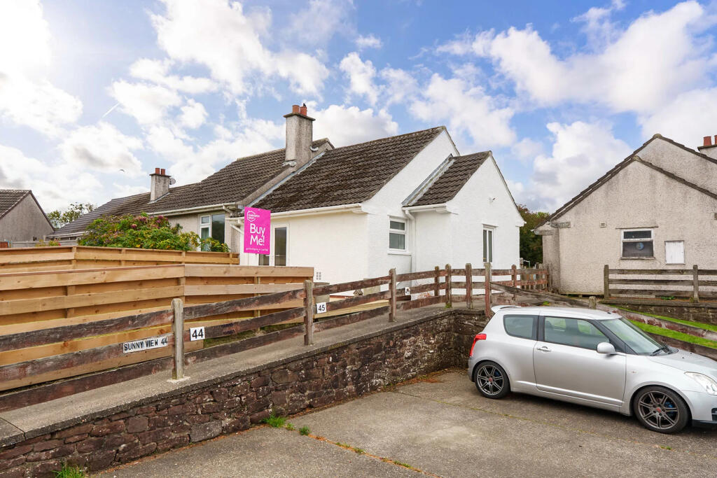 Main image of property: 45, Slieau Whallian Park, St Johns