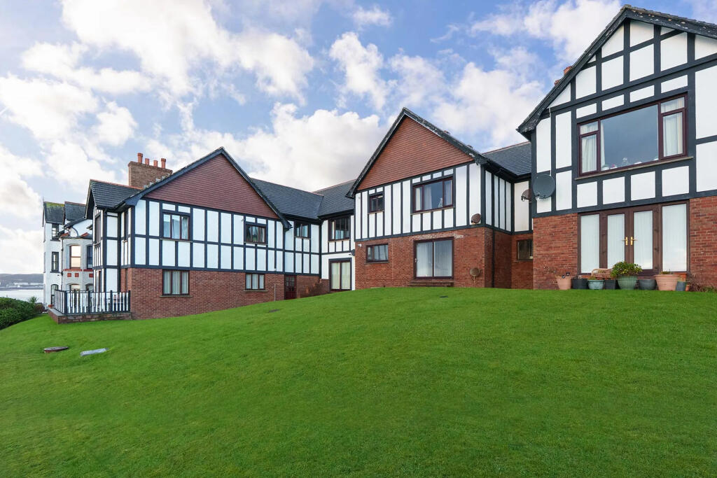 Main image of property: 4, Douglas Bay Apartments, Onchan