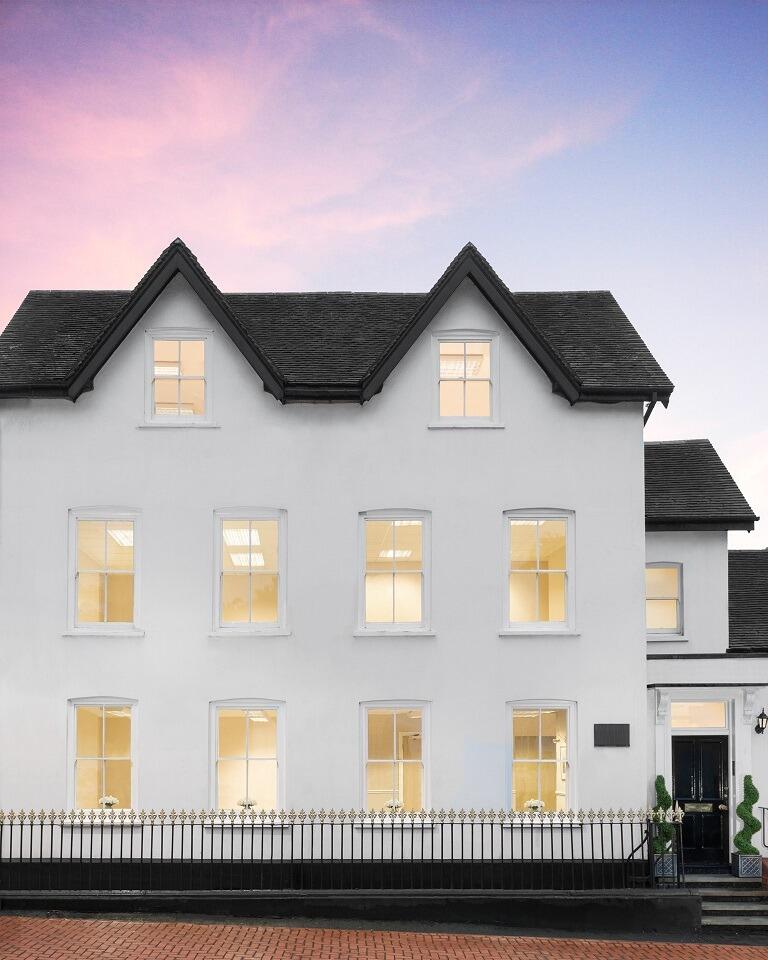 Serviced office to lease in 14 Shute End, Wokingham, RG40