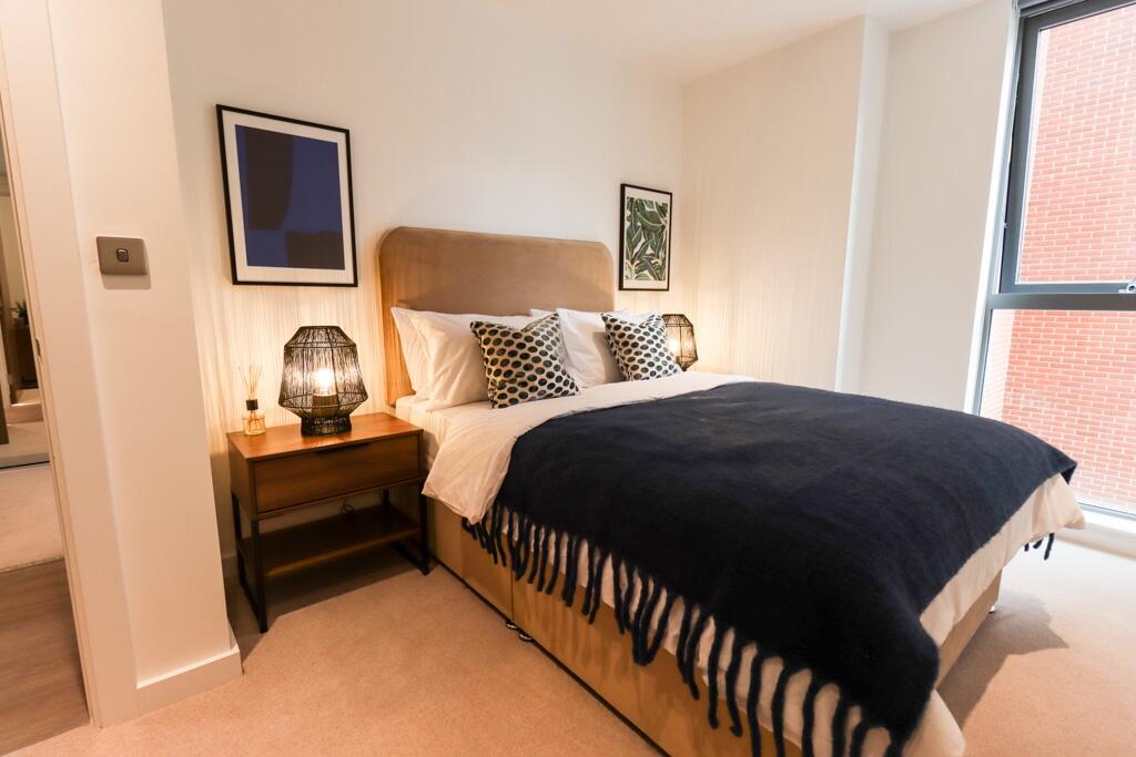 Main image of property: Thames Quarter, Reading