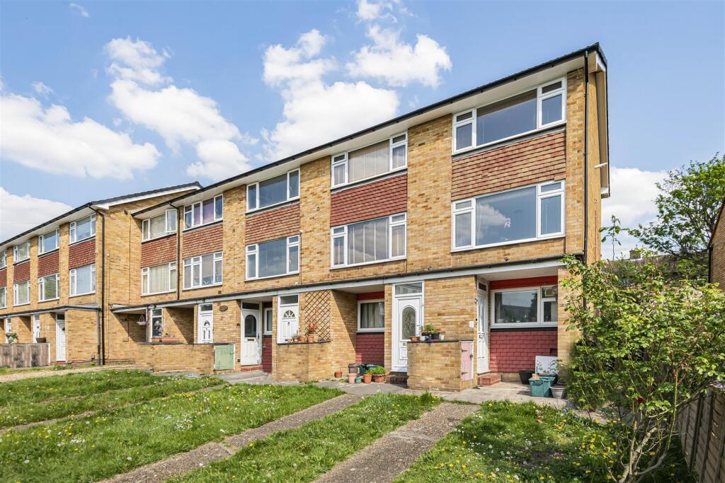 Main image of property: Cressingham Grove, Sutton