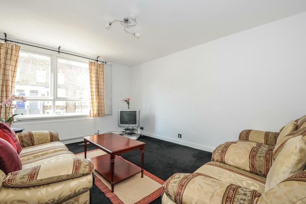 4 bedroom terraced house for sale in Ashmore Road, Queen's Park, W9