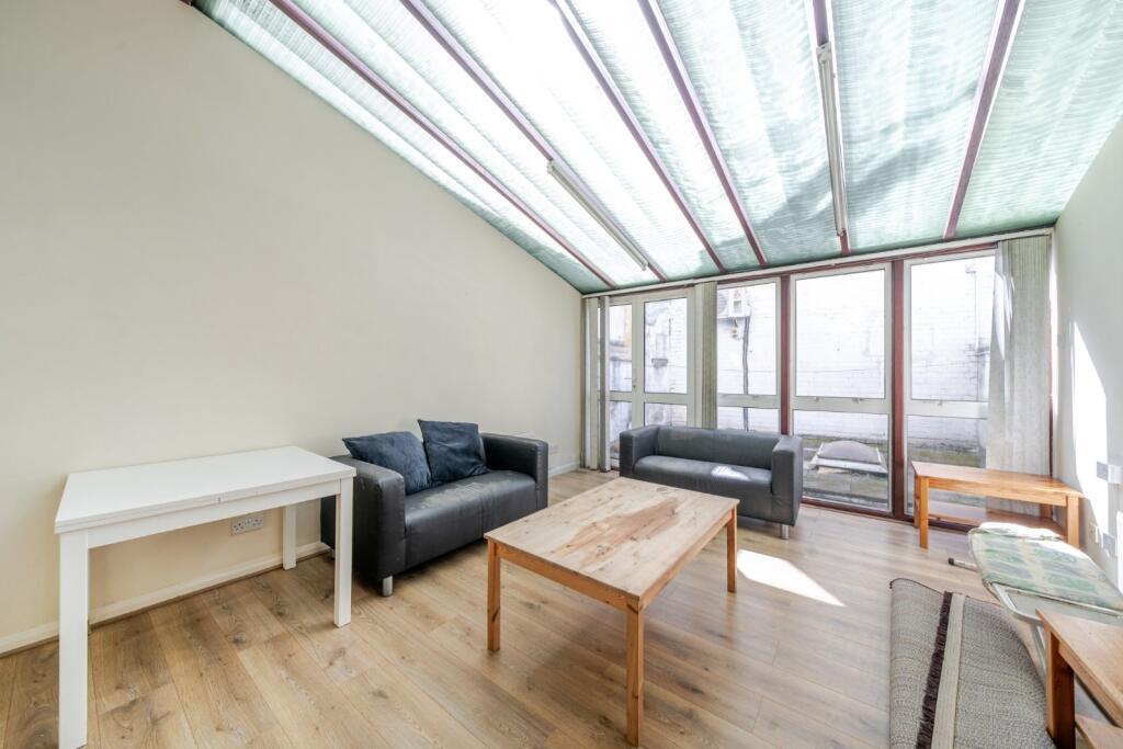 Main image of property: Willesden High Road, Willesden Green, London, NW10