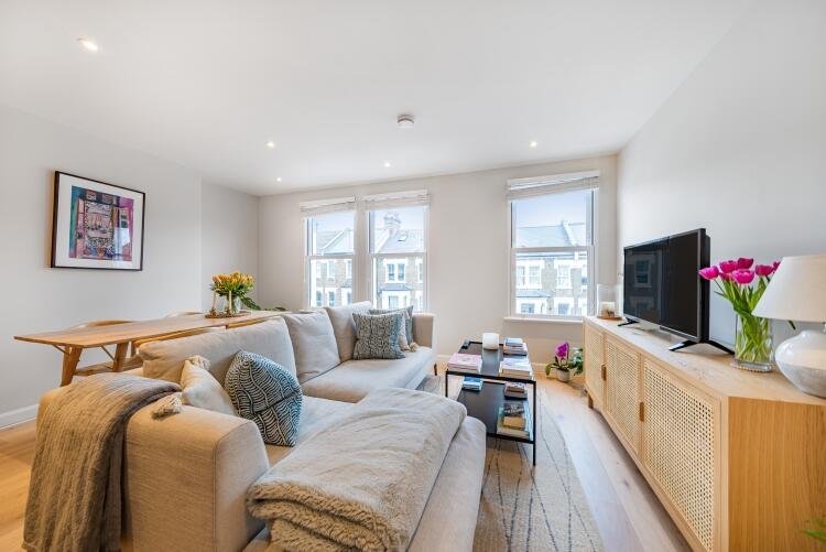 3 bedroom apartment for rent in Portnall Road London W9