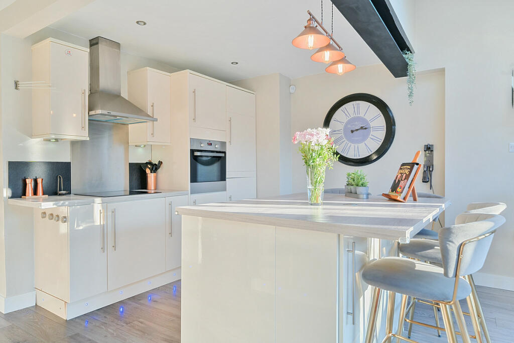 Additional property image - Peplins Way, Birmingham, B30 3