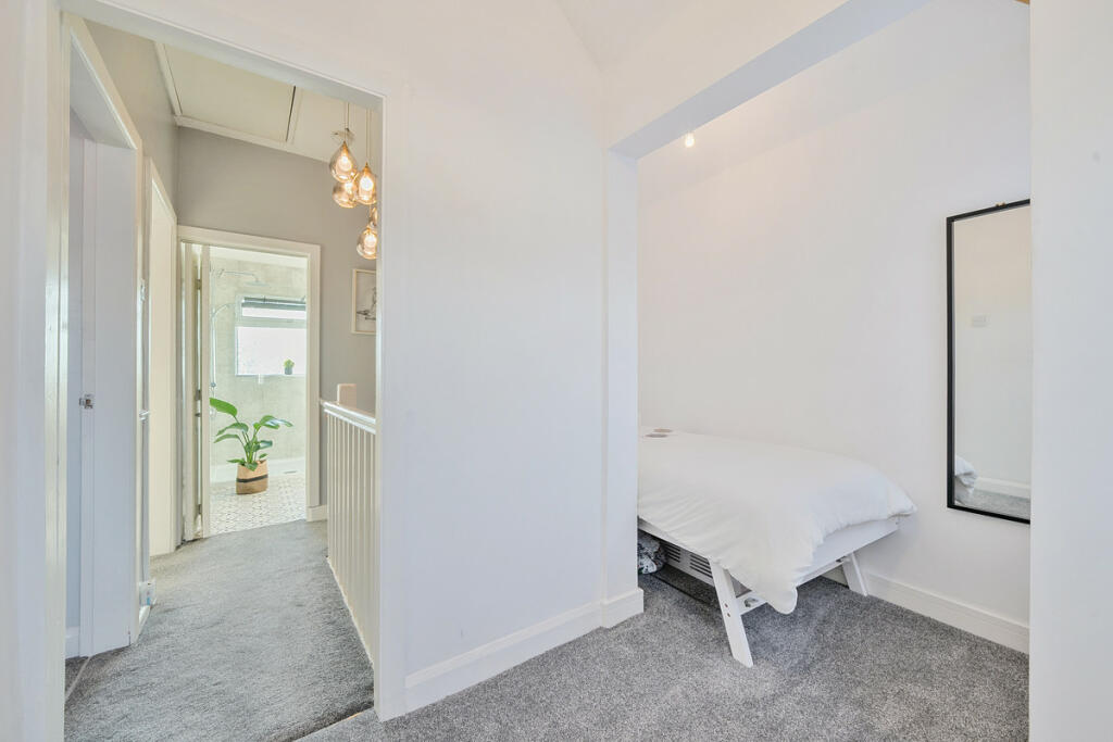 Additional property image - Peplins Way, Birmingham, B30 3