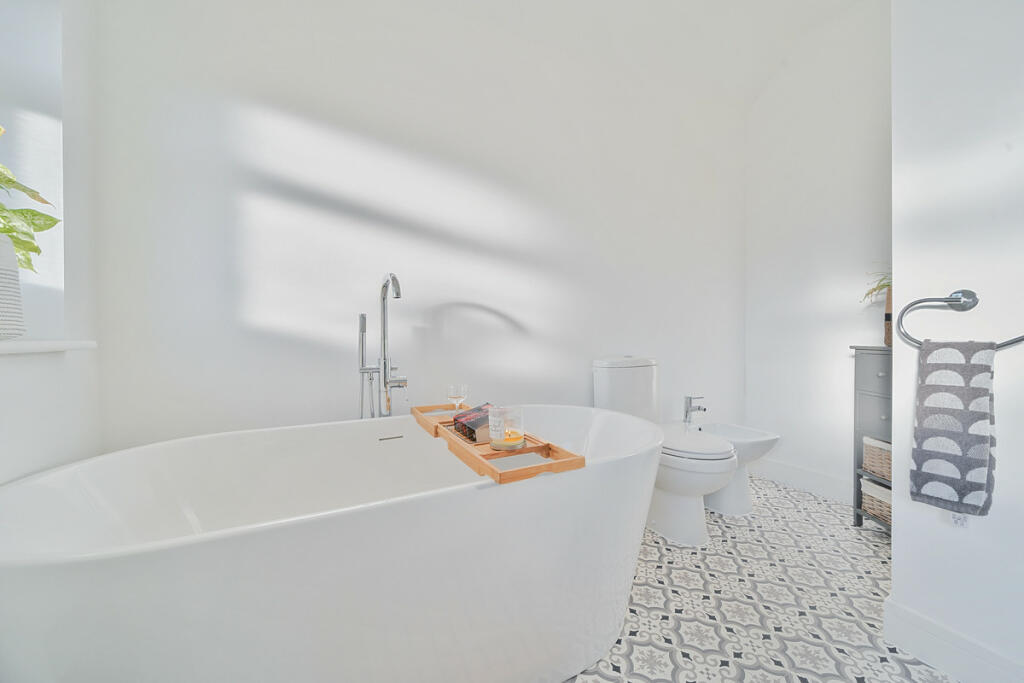 Additional property image - Peplins Way, Birmingham, B30 3