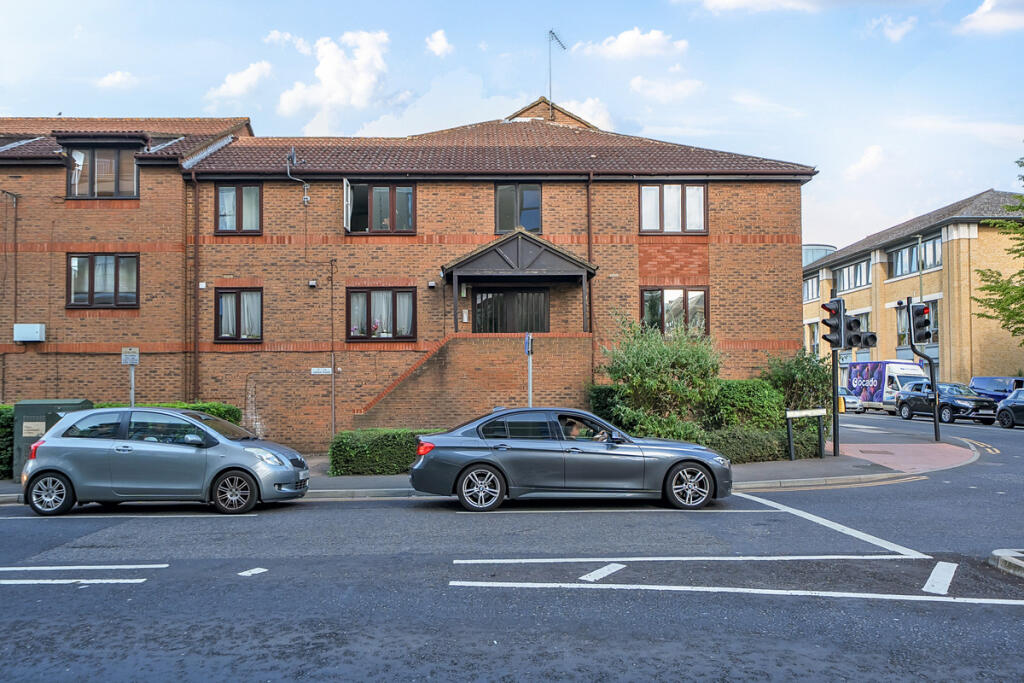 Main image of property: Fairfield Avenue, Staines-upon-thames, TW18 4