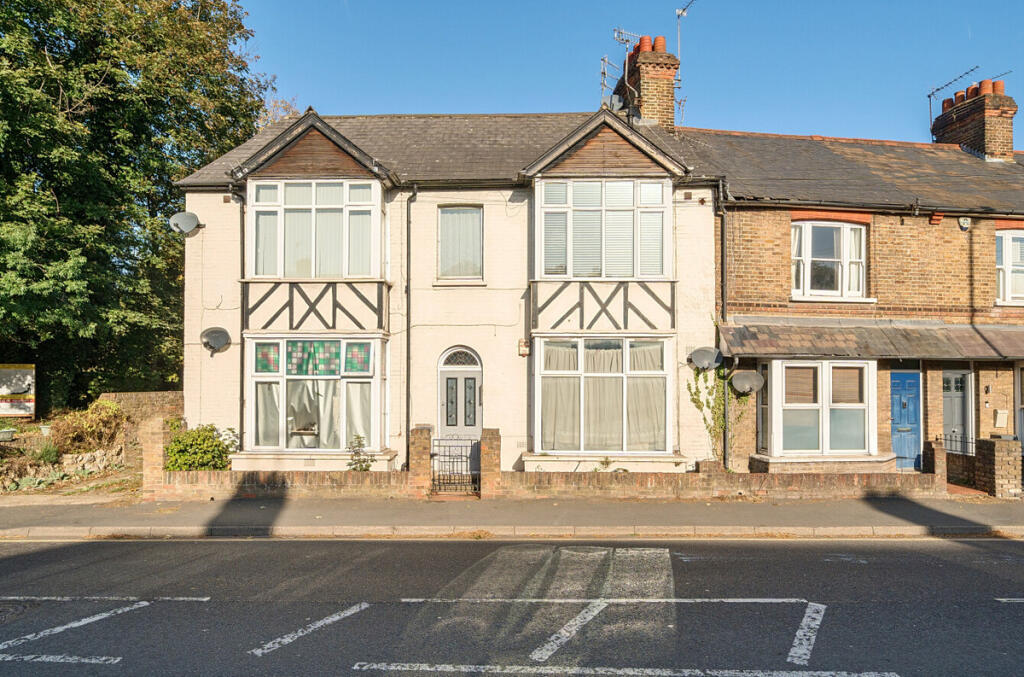 Main image of property: Park Road, Hertfordshire, WD3 1