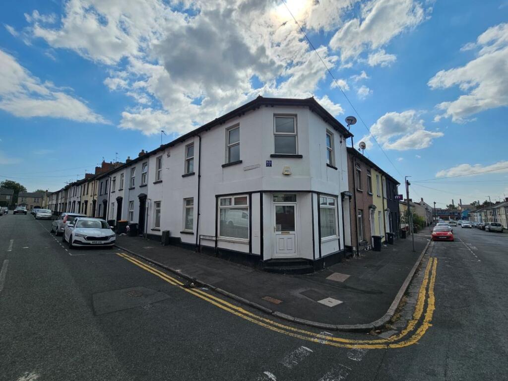 Main image of property: 73 & 73A Albert Avenue, Newport, Gwent, NP19 8FF